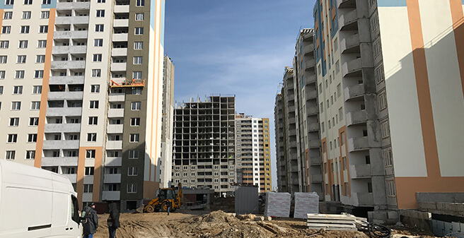 новость о начале выполнение общестроительных работ в жилом комплексе, расположенном в Подольском районе Киева, на ул. Новомостицкой и ул. Замковецкой